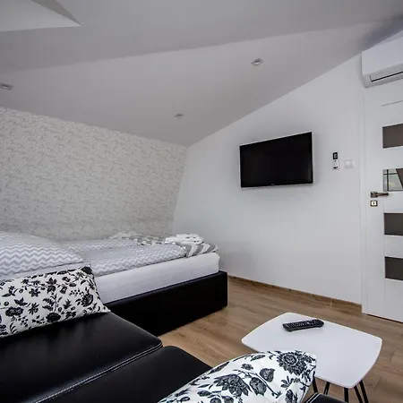 Apartamenty Ap 17 Częstochowa Exterior foto
