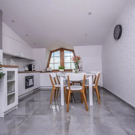 Apartamenty Ap 17 Częstochowa Exterior foto